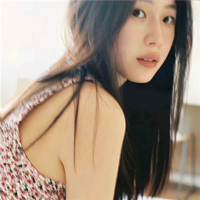 月亮中的亚马逊女人